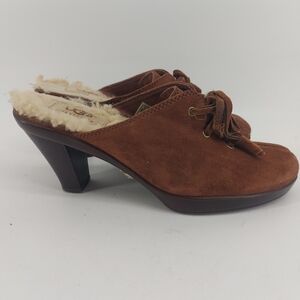UGG Brown Suede Leather Sheepskin Lined Heel Clogs Size 5